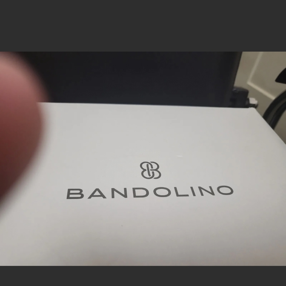 Womens  Bandolino  Armory 3 , 8.5 M Gold Heels